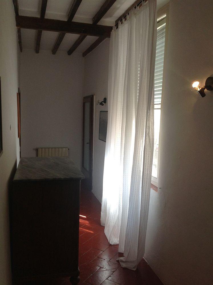 B&B Duccio Di Buoninsegna Сиена Экстерьер фото