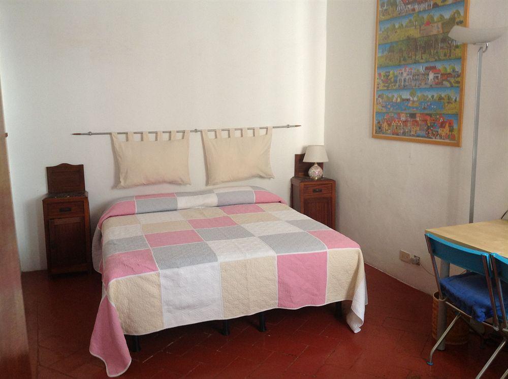 B&B Duccio Di Buoninsegna Сиена Экстерьер фото