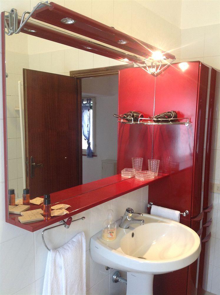 B&B Duccio Di Buoninsegna Сиена Экстерьер фото