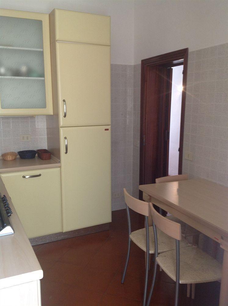 B&B Duccio Di Buoninsegna Сиена Экстерьер фото