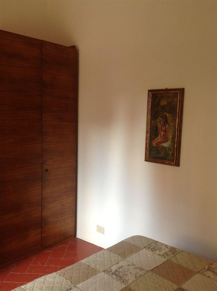 B&B Duccio Di Buoninsegna Сиена Экстерьер фото