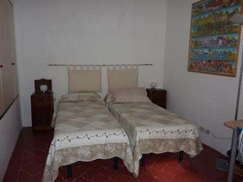 B&B Duccio Di Buoninsegna Сиена Экстерьер фото