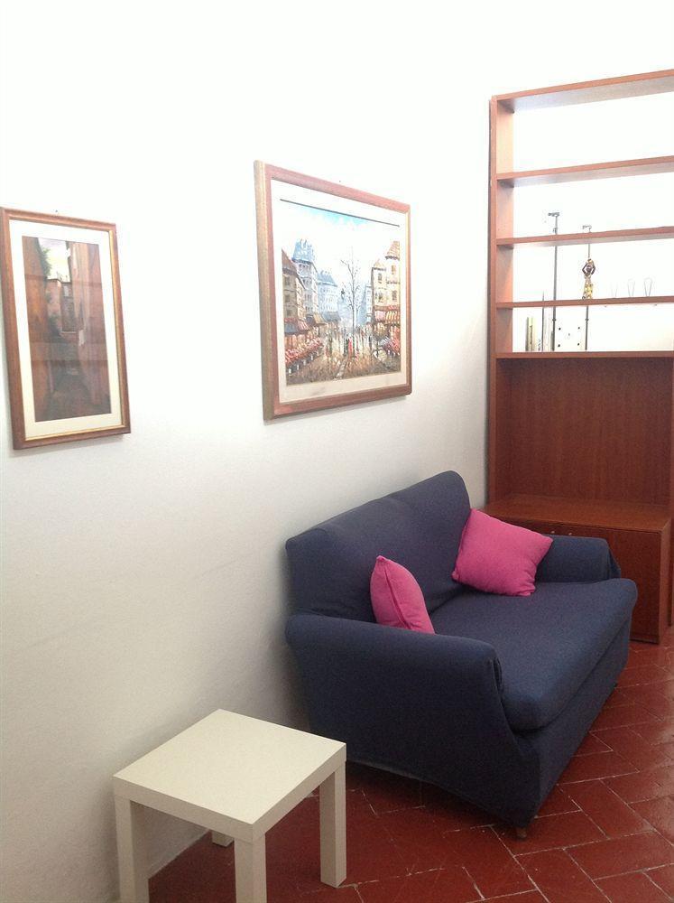 B&B Duccio Di Buoninsegna Сиена Экстерьер фото